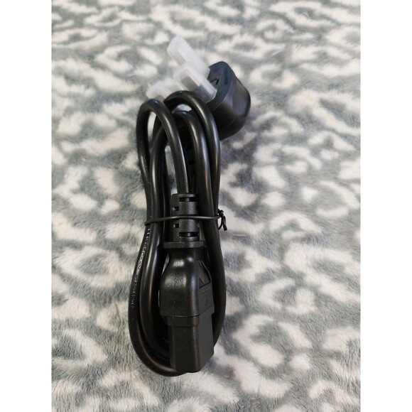 Linetek Kettle Lead Power Cable 3 Pin UK Plug For PC Monitor TV 3 Ft Cord - Picture 2 of 9